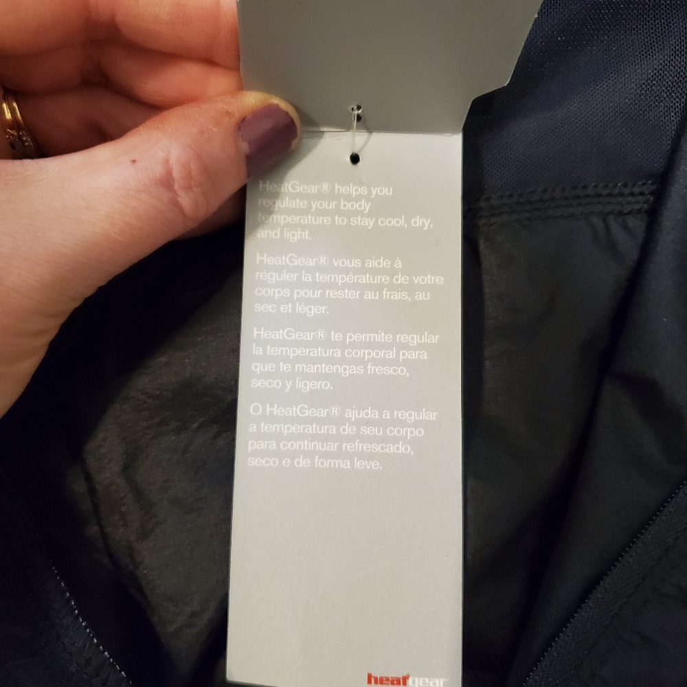 Underarmour Running Jacket - Picture 7 of 7